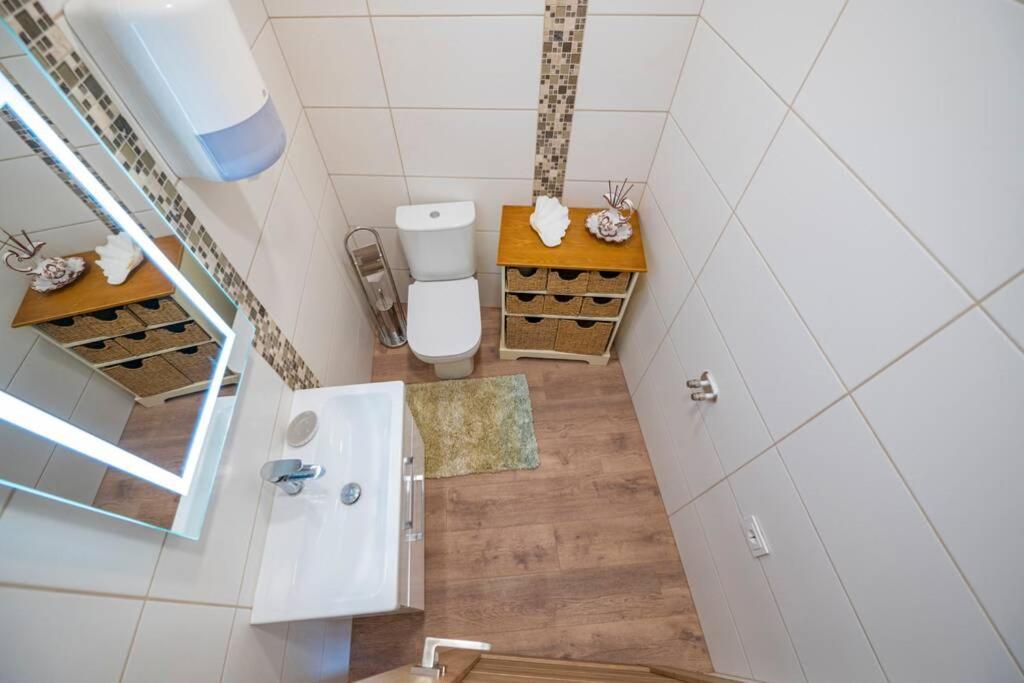 Homely Kreves Apartment By Polo Apartments Kaunas Extérieur photo