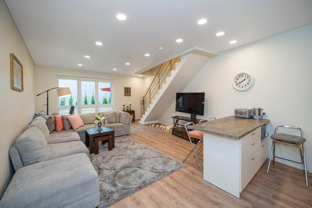 Homely Kreves Apartment By Polo Apartments Kaunas Extérieur photo